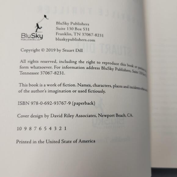 Murder On Music Row Stuart Dill Nashville Thriller Mystery Paperback 2019 Award - Picture 3 of 14
